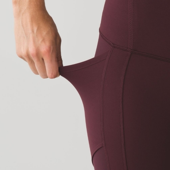 Lululemon All the right places ATRP crop - Picture 14 of 15